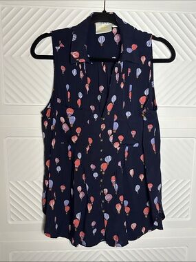 Maeve/Anthropologie Navy Sleeveless Blouse with Coral & Lavender Balloon Print